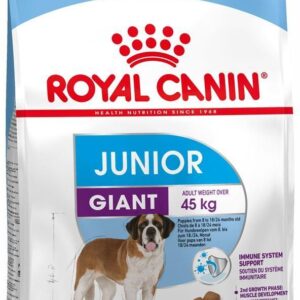 Royal Canin Giant Junior 3